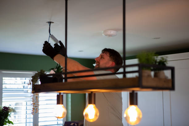 Best Affordable Emergency Electrician  in Lindstrom, MN